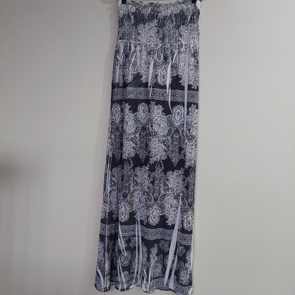 Maxi Beach Cover-Up Dress, Black & White, Size M, NWOT